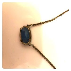 Kendra Scott necklace